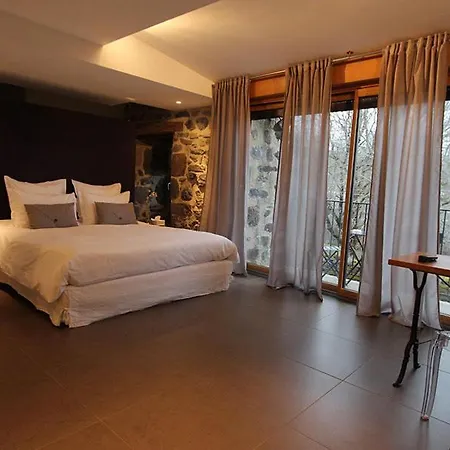 Aux Caprices D'aubrac 3* Laguiole