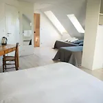 Aux Caprices D'aubrac Oda ve Kahvaltı Laguiole
