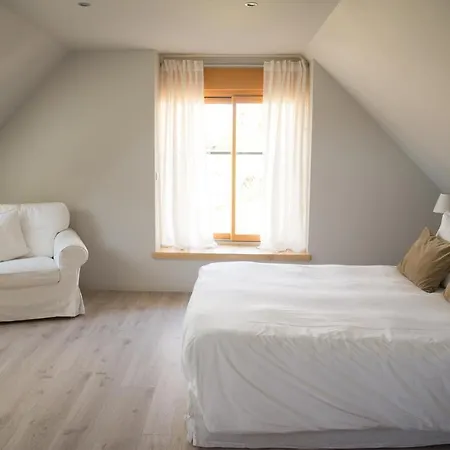 Aux Caprices D'aubrac Couette-café